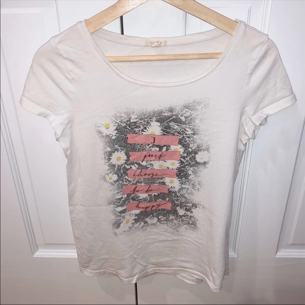 White T Shirt with Flowers